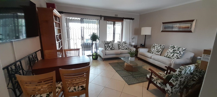 To Let 2 Bedroom Property for Rent in Table View Western Cape